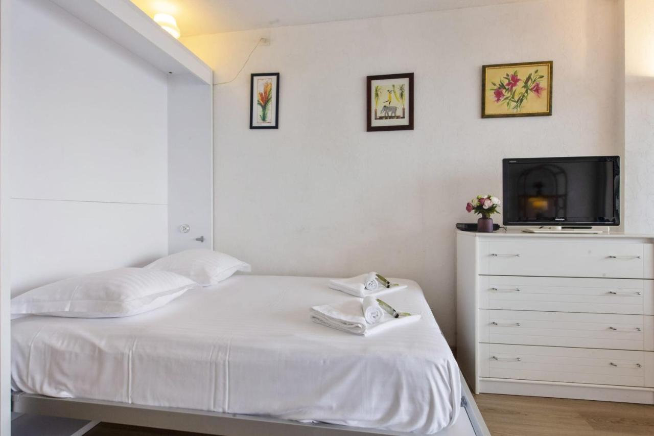 Studio Parado - Welkeys Apartment เบียริตซ์ ภายนอก รูปภาพ