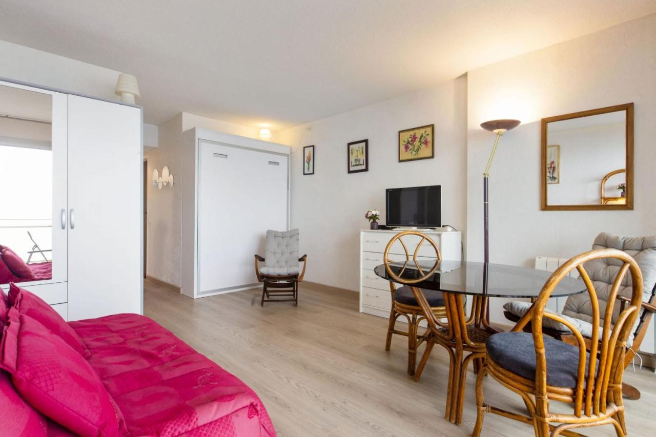 Studio Parado - Welkeys Apartment เบียริตซ์ ภายนอก รูปภาพ